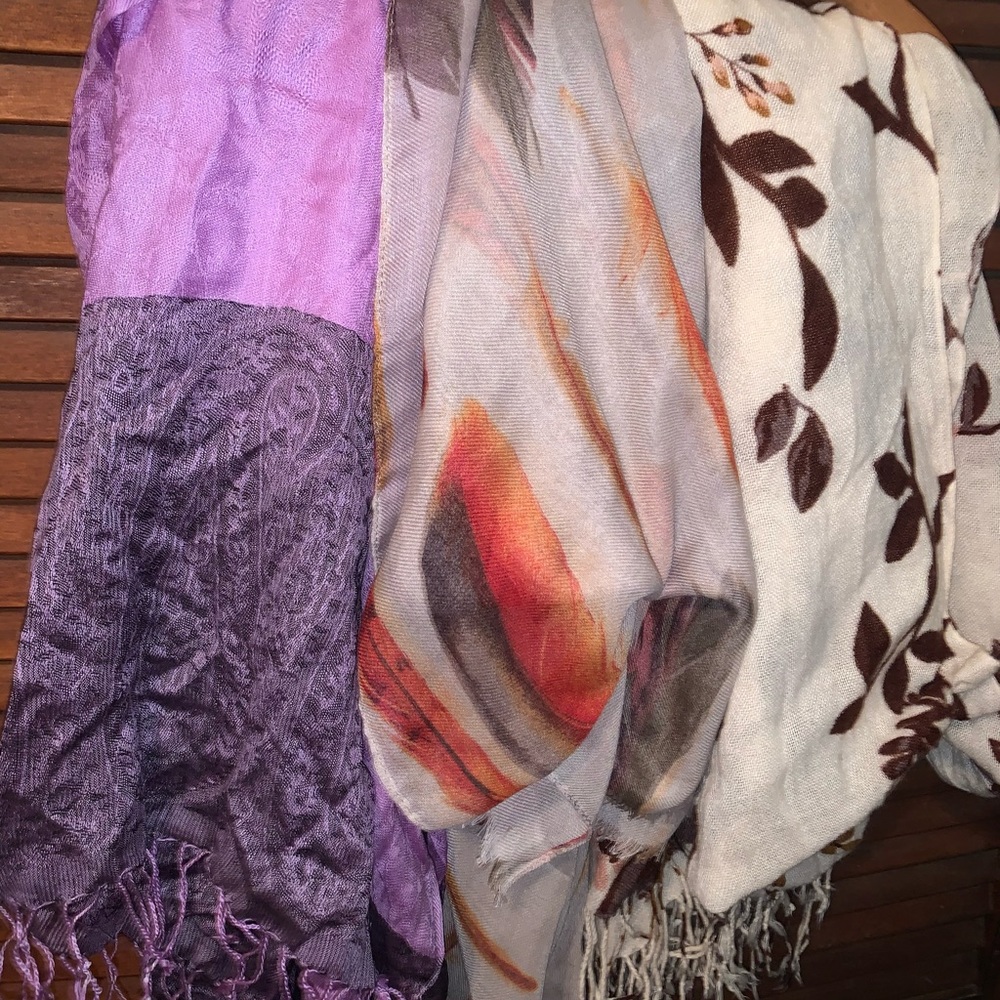 3 large scarfs